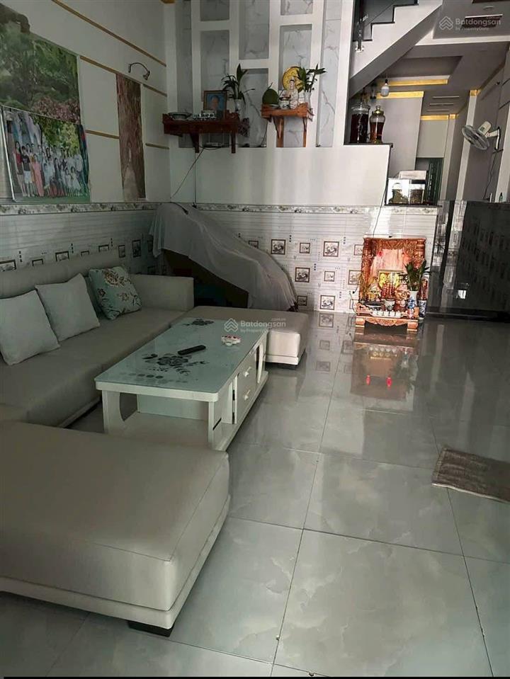 2 tỷ bán gấp nhà đang cho thuê nguyễn văn bứa (dt 4x15) sổ hồng riêng