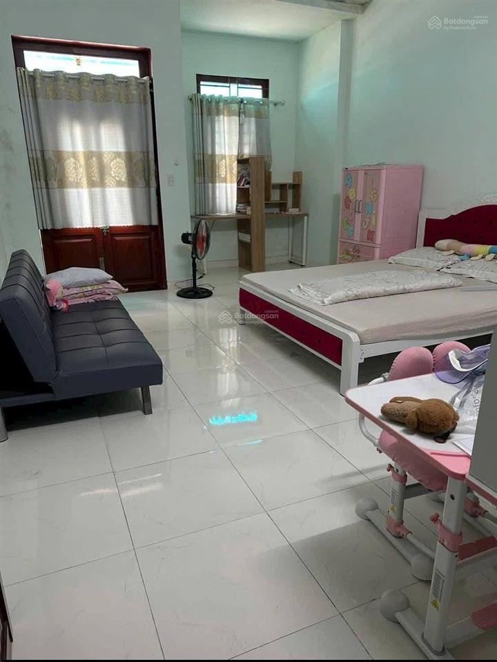 2 tỷ bán gấp nhà đang cho thuê nguyễn văn bứa (dt 4x15) sổ hồng riêng