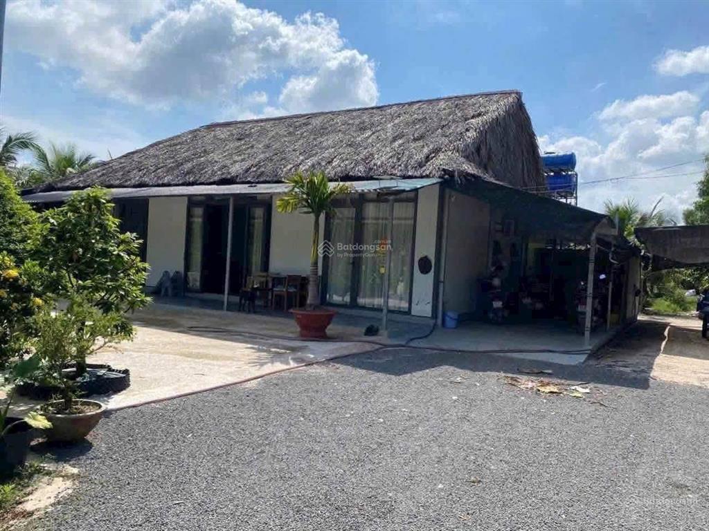 1 tỷ 150 bán gấp nhà vườn 15x33 = 500m2 ngay trung tâm củ chi, sổ hồng riêng
