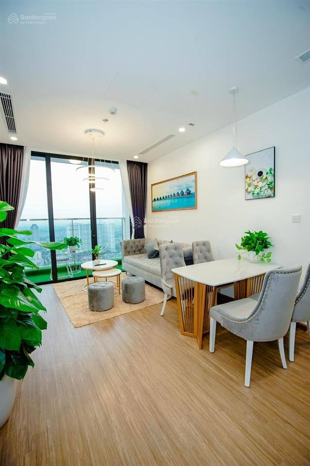 Em cần cho thuê quỹ căn hộ 02 phòng ngủ chung cư kosmo nội thất cơ bản đến full đồ, vào t5, t6