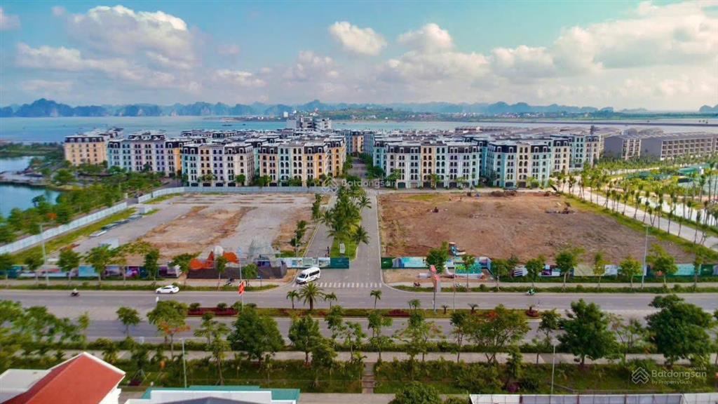 Sở hữu ngay căn hộ giữa trung tâm hạ long  cách biền 150m