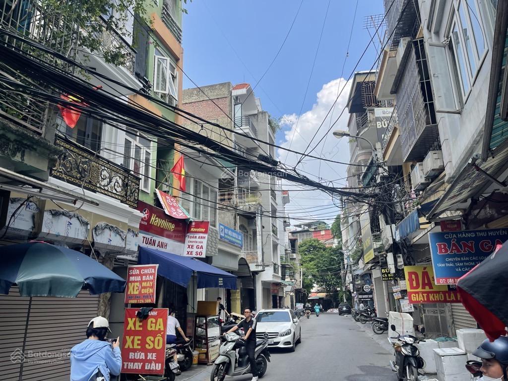 Bán nhà phân lô nguyễn văn huyên, dt 65m x 5 tầng, kinh doanh sầm uất, đường 6m. giá 20.8 tỷ