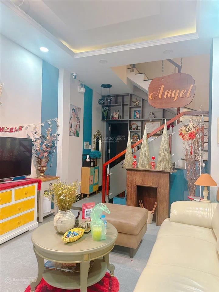 Bán nhà nguyễn trọng tuyển 71m²  mặt tiền  trệt + 3 lầu  6pn  phú nhuận  giá 21.5 tỷ