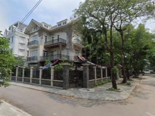 Cho thuê nhà biệt thự 328m diện tích xây dựng 120m x 4 tầng căn góc 2 mặt tiền, cách đường lớn 60m