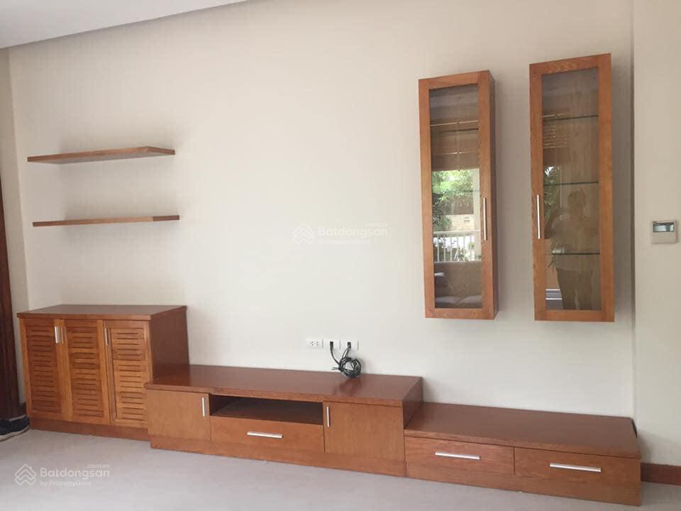 Cho thuê biệt thự việt hưng  long biên 160m2 5 ngủ 4wc full nội thất  vào luôn  giá 27 triệu/th