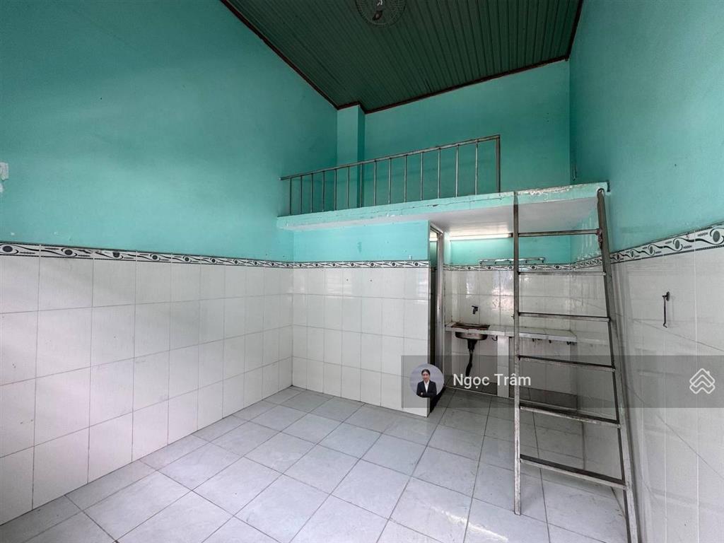 Sos! dãy trọ (6mx26m)157m2 giá 700 triệu ngay kcx linh trung 3 đường an khương tây ninh shr