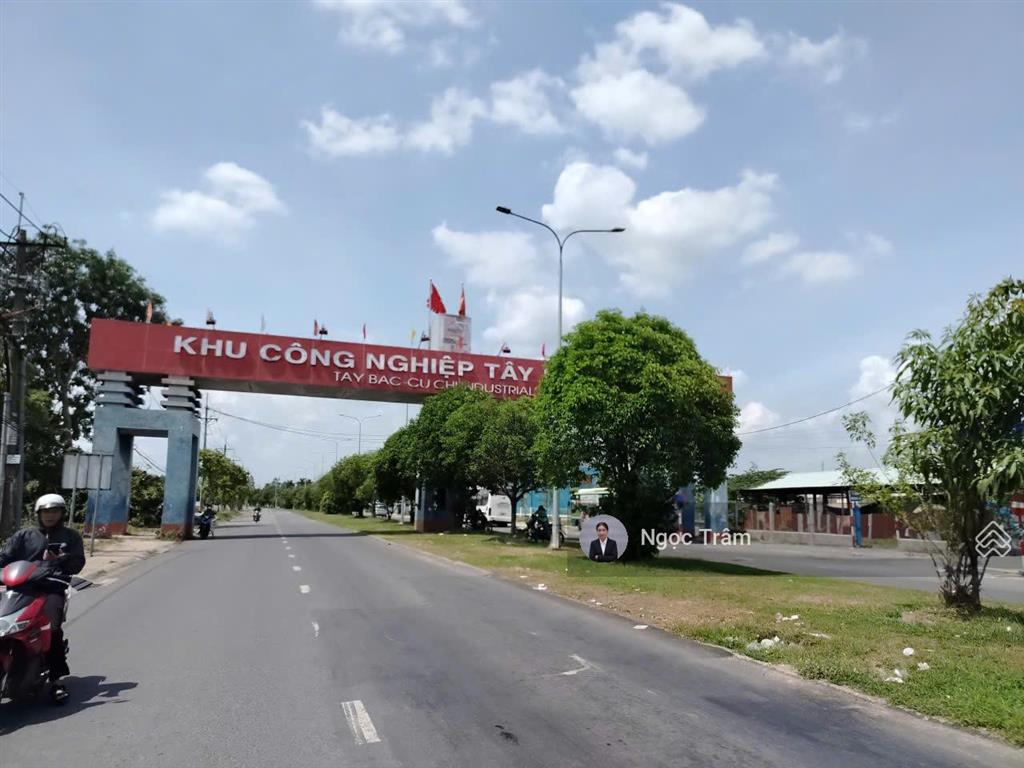 Bán gấp lô đất 100m2(5x20) giá 1 tỷ 2 ngay đường nguyễn văn khạ thị trấn củ chi sổ hồng riêng