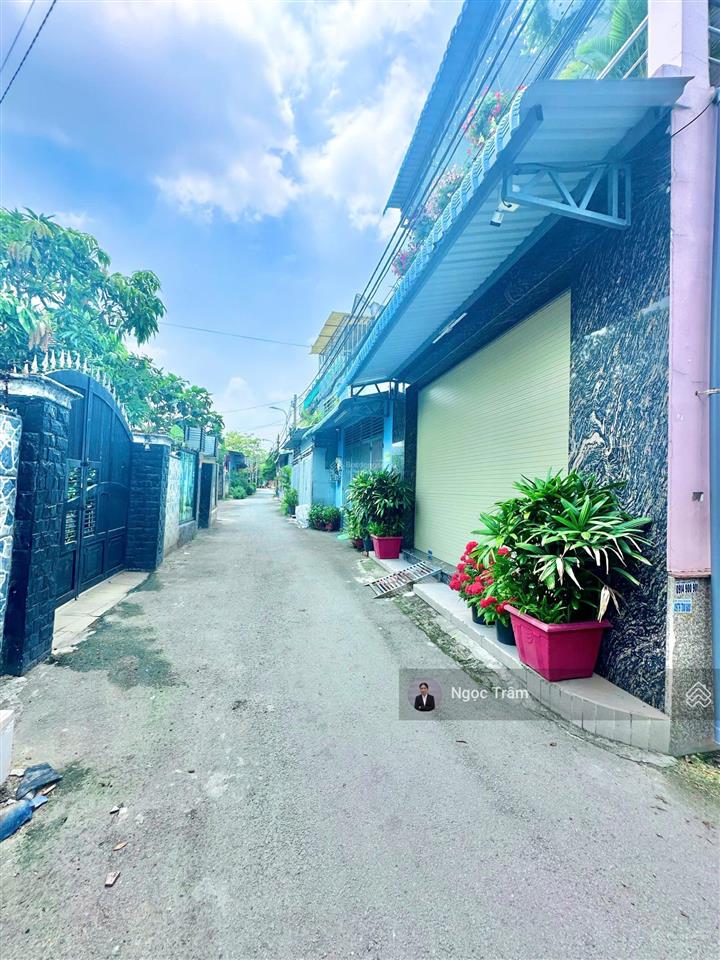 Bán gấp lô đất 127m2(5x26)giá 950 triệu đường cây trôm mỹ khánh xã phước hiệp huyện củ chi sổ riêng