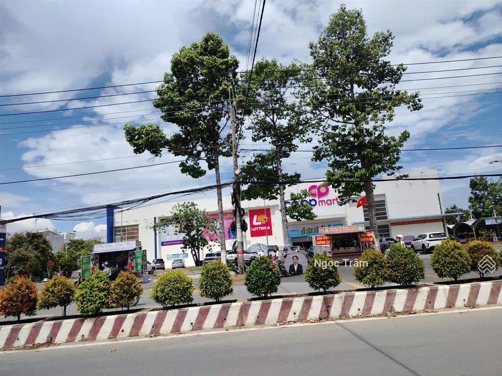 Bán đất full thổ cư giá 890 triệu, đường nguyễn du ngay trung tâm trảng bàng sổ hồng riêng