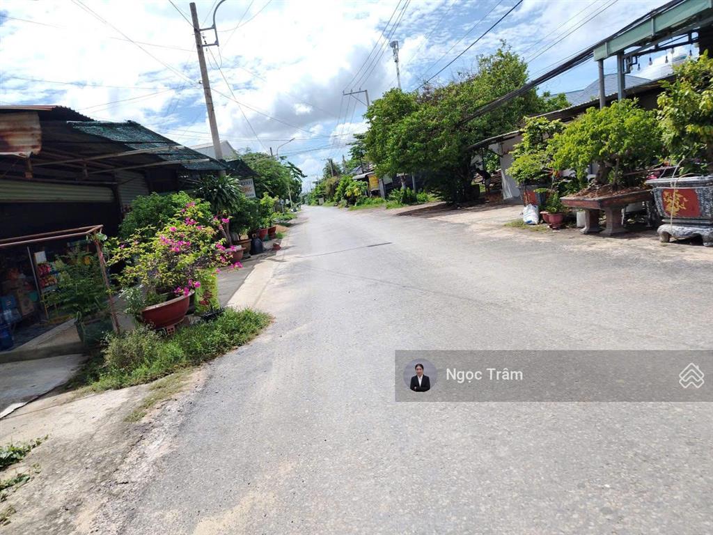 Lô đất thông 2 đầu đường lớn đt787vàql22,dt 260m2 giá 850 triệu ngay ngã ba hai châu sổ hồng riêng