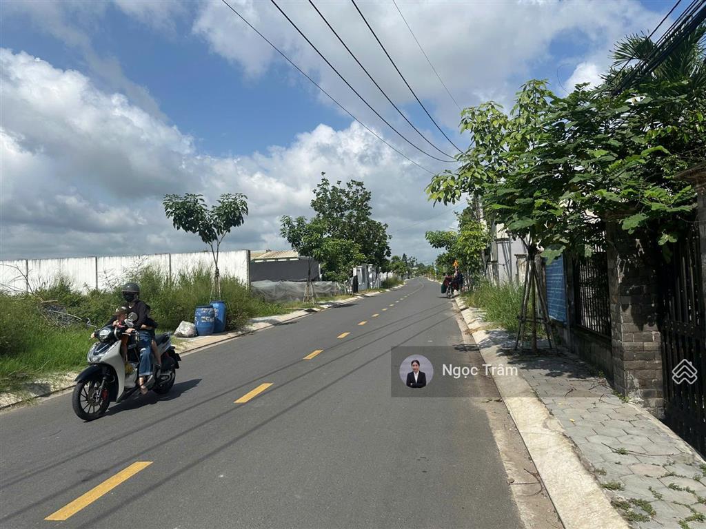 Chủ ngộp quá bán lỗ 182m2(5x36) giá 900 triệu phố trần tử bình xã tân thông hội huyện củ chi shr