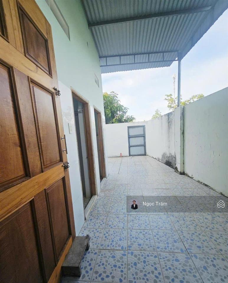 Bán gấp nhà cấp 4 kiên cố 2pn, 2wc, đường tỉnh lộ 7, xã thái mỹ, sổ hồng riêng