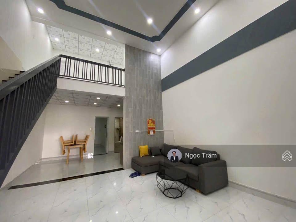 Bán nhà 1tỷ6 full nội thất, đường trần văn chẩm, xã tân thông hội, củ chi, sổ hồng riêng