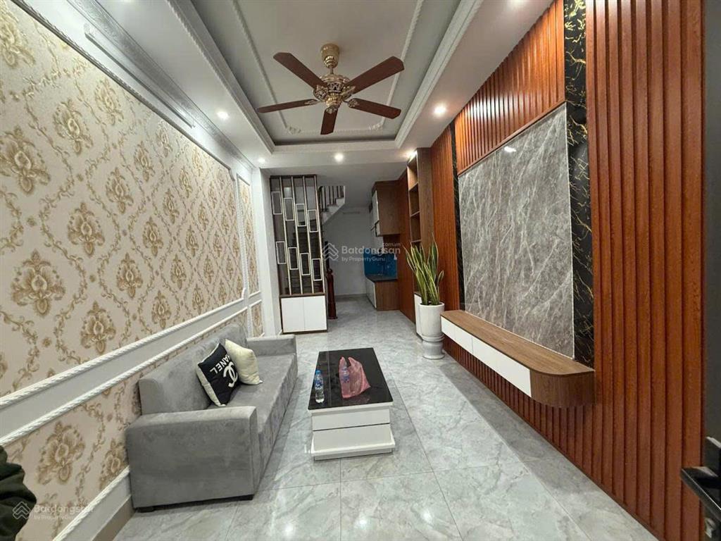 Chính chủ bán căn nhà lĩnh nam 33m2 cần tiền xoay việc, có thương lượng nhẹ