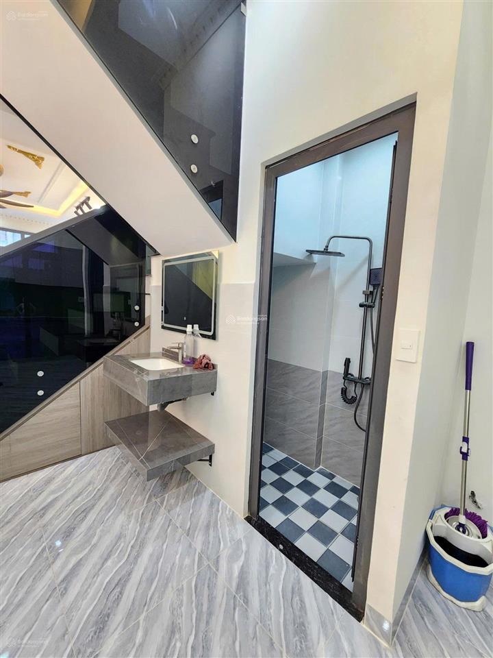 Nhà mặt tiền vĩnh phú 40, 1 trệt 1 lầu 3 phòng ngủ 2 phòng vệ sinh, 95m2, đã hoàn công