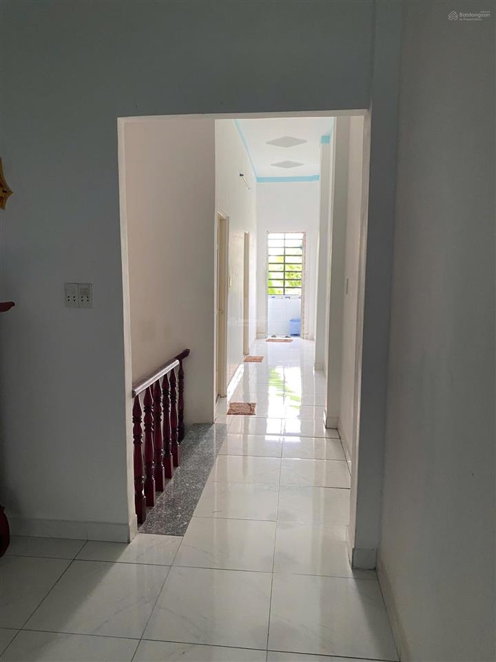 Nhà chính chủ cách chợ tân phước khánh chỉ 500m, 124m2, đường ô tô 5m, sổ hồng riêng