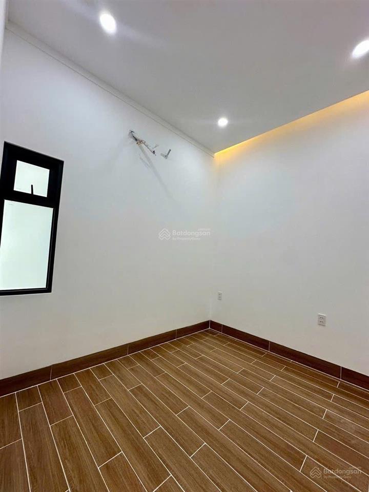 Hẻm 424 lê hồng phong, bán nhà 1 trệt 1 lầu 3p 2wc 80m2/900 triệu, đường ô tô 5m, nhà hoàn công