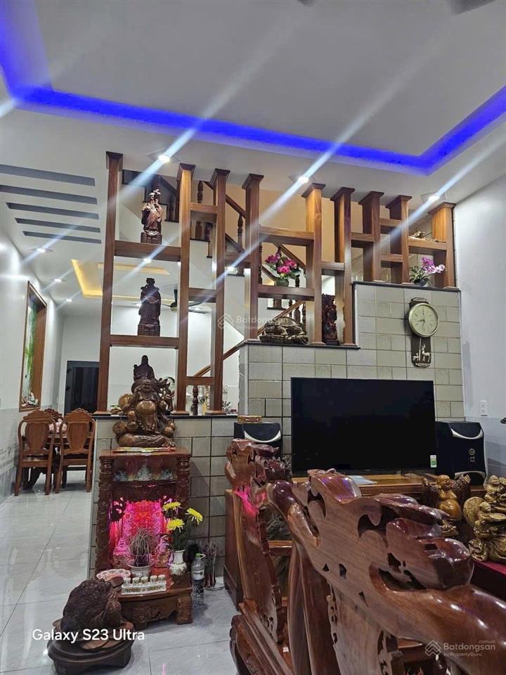 Bán nhà ngay hẻm 220 huỳnh văn lũy, phú lợi, tdm 80m2, đường ô tô 6m