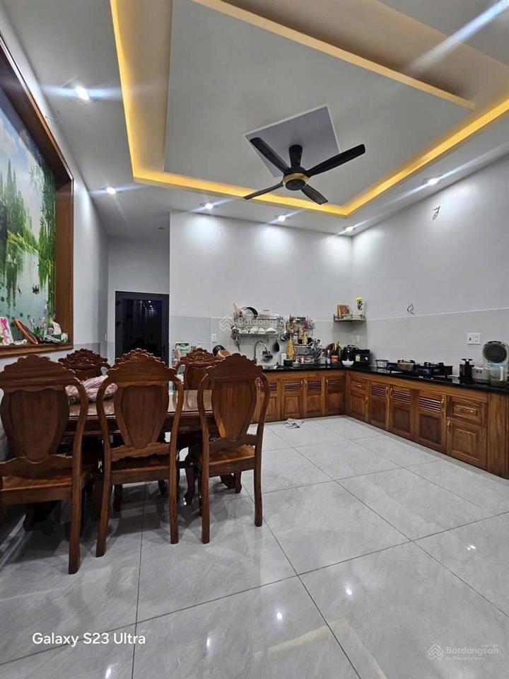 Bán nhà ngay hẻm 220 huỳnh văn lũy, phú lợi, tdm 80m2, đường ô tô 6m