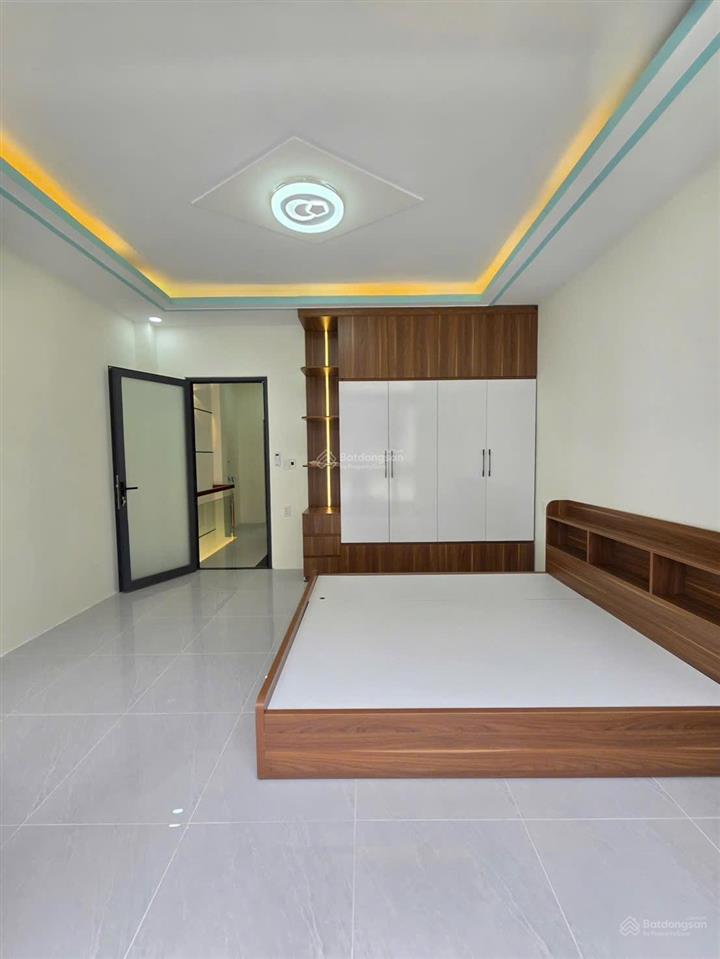 Nhà kcn linh trung chỉ 300m, nhà 1 trệt 1 lầu 3p ngủ 2p, đường 6m, 60m2, sổ hồng riêng