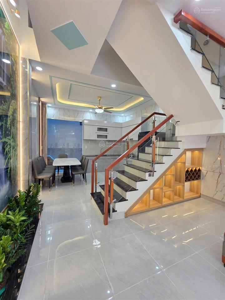 Nhà kcn linh trung chỉ 300m, nhà 1 trệt 1 lầu 3p ngủ 2p, đường 6m, 60m2, sổ hồng riêng