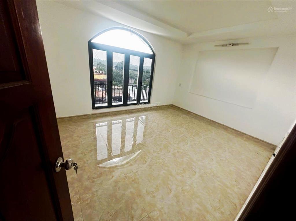 Mặt tiền nguyễn xiển rộng tới 8,5m. kinh doanh đỉnh, dòng tiền sẵn 15tr/tháng. bán nhanh hơn 7.tỷ