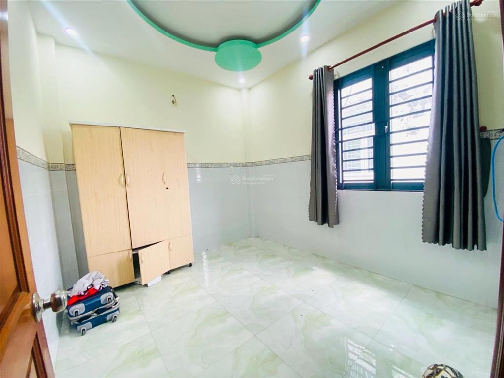 Bán nhà tăng nhơn phú, 2 mặt tiền đường ô tô tránh 75m², 1 trệt ở ngay. 5 tỷ 4 tl