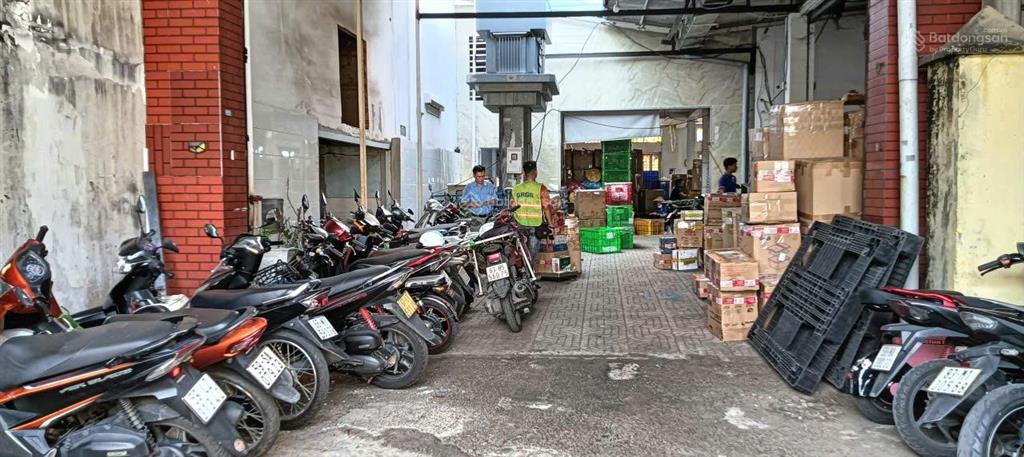 Bán kho xưởng  quỹ đất lớn hiếm gần 1000m  mã lò, bình tân