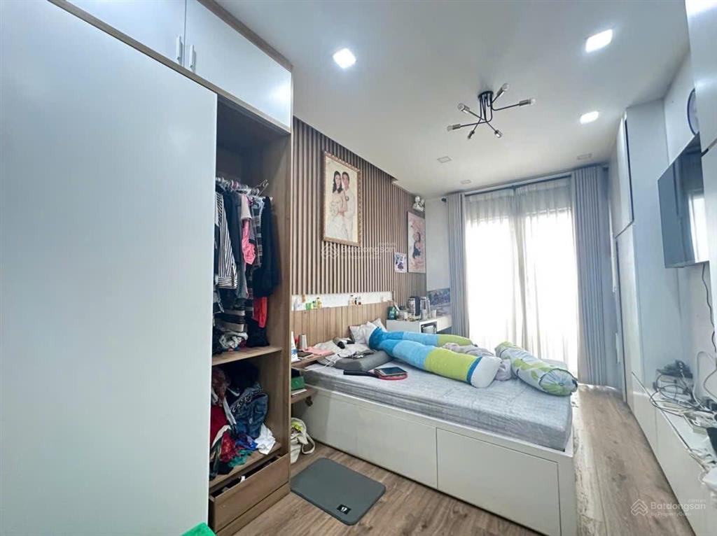 Bán nhà sát mặt tiền dạ nam  5 tầng  chỉ nhỉnh 7 tỷ  hẻm thông vừa ở vừa kinh doanh đỉnh