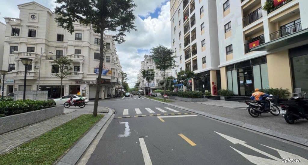 Cần bán shophouse khối đế chung cư city land park hill gò vấp sẵn hợp đồng thuê 3 năm!