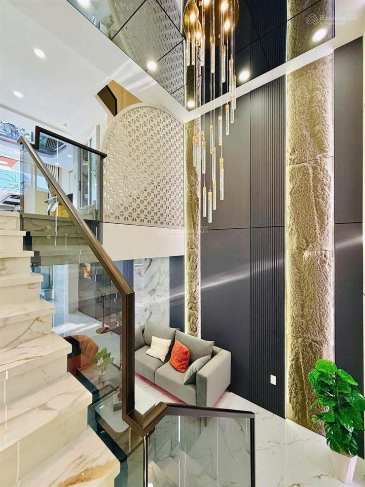 Đẹp gò vấp | 4 tầng | 4x13 | 3pn 3wc | gara | sân thượng