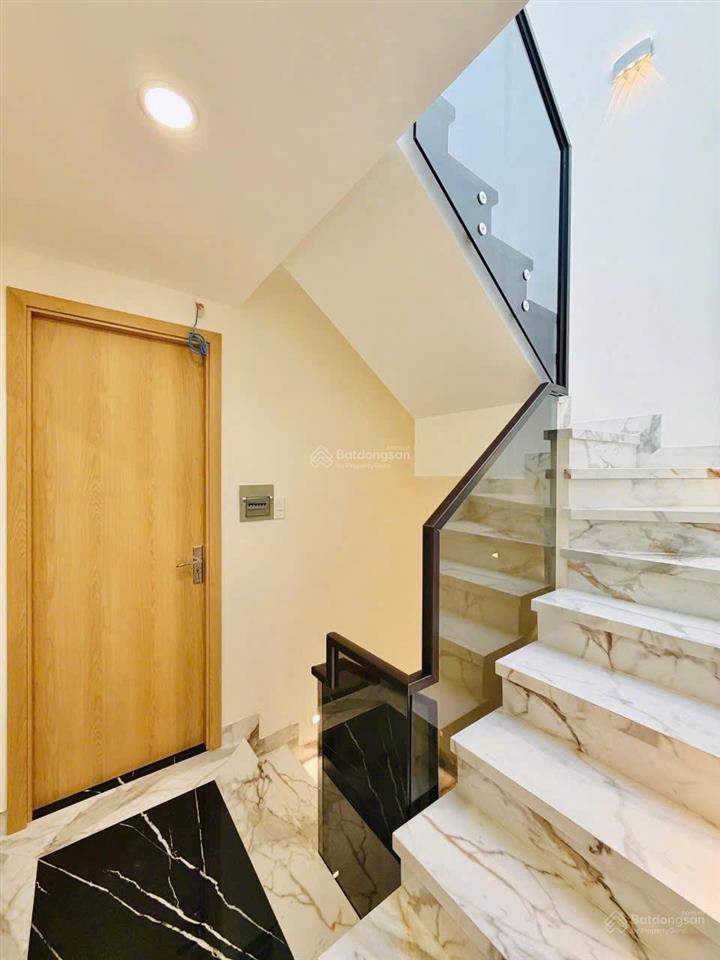 Đẹp gò vấp | 4 tầng | 4x13 | 3pn 3wc | gara | sân thượng
