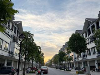 Cho nhà liền kề lk 17.31, hinode royal park, 8 triệu, 100m2