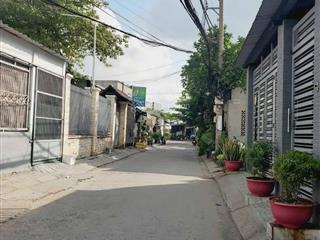 Chính chủ cần bán nhà tại tân hiệp hóc môn hxh 6m dtich 65m2, giá 1 tỷ 9