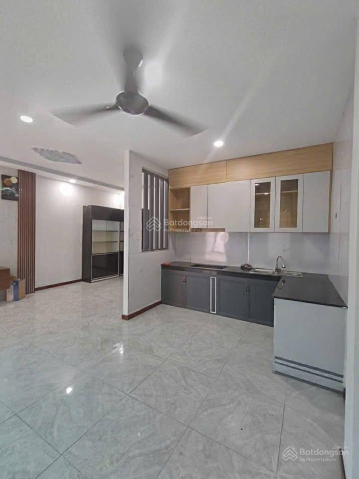 Chính chủ cần bán nhà tại tân hiệp hóc môn hxh 6m dtich 65m2, giá 1 tỷ 9