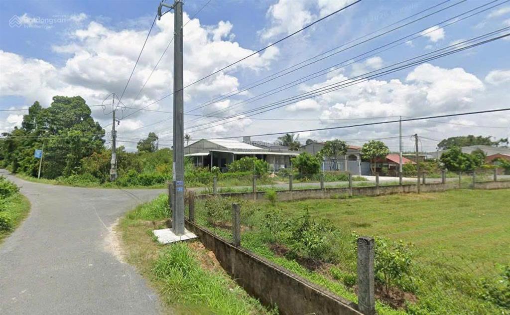 Nhà 1tỷ5 nguyễn văn khạ dưới chân cầu vượt củ chi cần bán