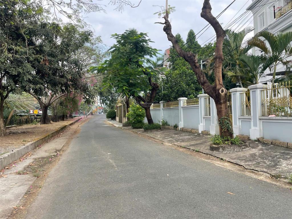 Bán gấp kdc đại học bách khoa, nguyễn duy trinh, 54 triệu / m2, 448 m2, q9, hcm vị trí đẹp