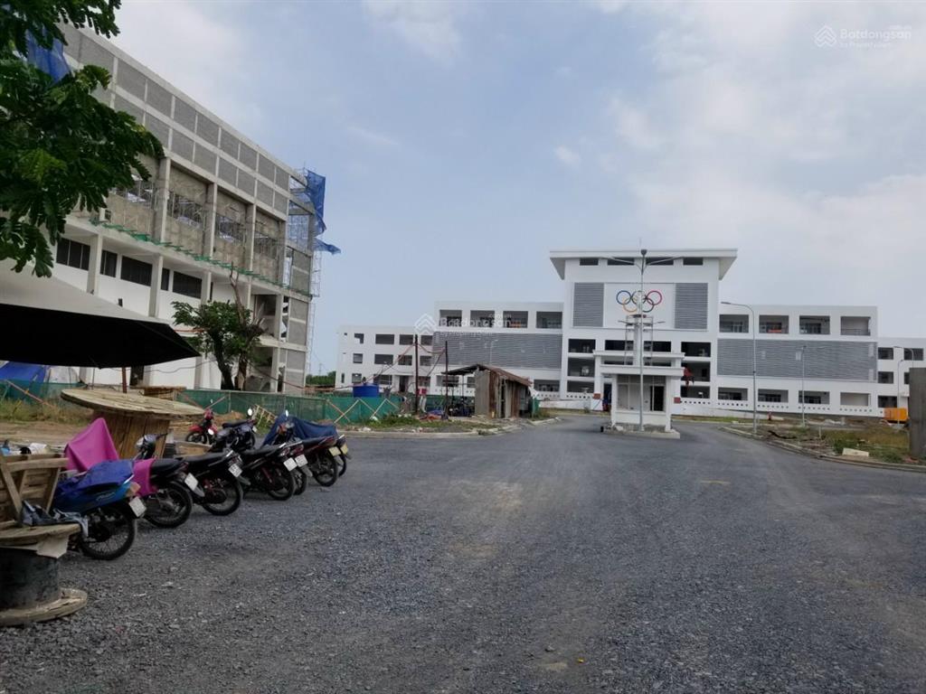 Hiếm 1 nền kdc nhơn đức gần trường đại học, 5x19m, sổ đỏ cđt, giá chốt 3,999 triệu.  0902 747 ***
