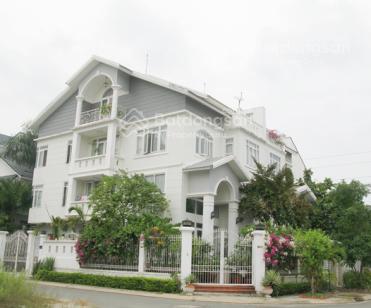 Hot! chỉ 1 lô nhà phố hiếm có kdc phú mỹ hqv, dt 6x21m, giá tốt 14 tỷ,  0902 747 *** tuấn