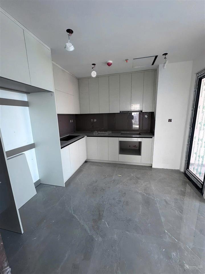 Cần bán lỗ 3,1 tỷ, căn hộ sunshine sky city, 78m2, 2pn, 2wc.  0902 747 ***
