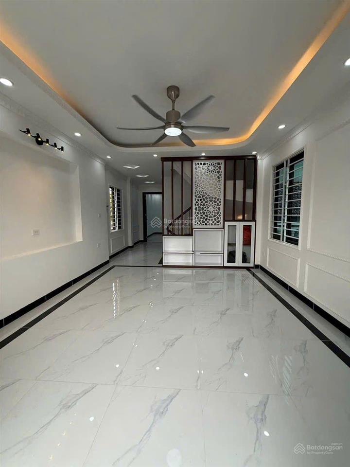 Bán 60 m2 nhà 4 tầng đất thổ cư sổ đỏ chính chủ thôn phượng nghĩa .phụng châu chương mỹ .hà nội