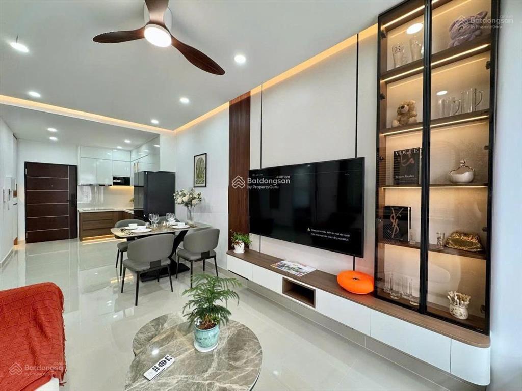 Chính chủ bán căn hộ miếu nổi, 68m2, 2pn 1wc, có sổ, đầy đủ tiện nghi