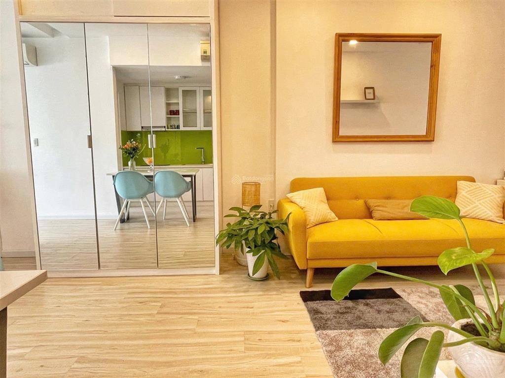 Chủ bán căn hộ bàu cát 2, 65m2, 2pn2wc, có sổ, giảm giá mạnh