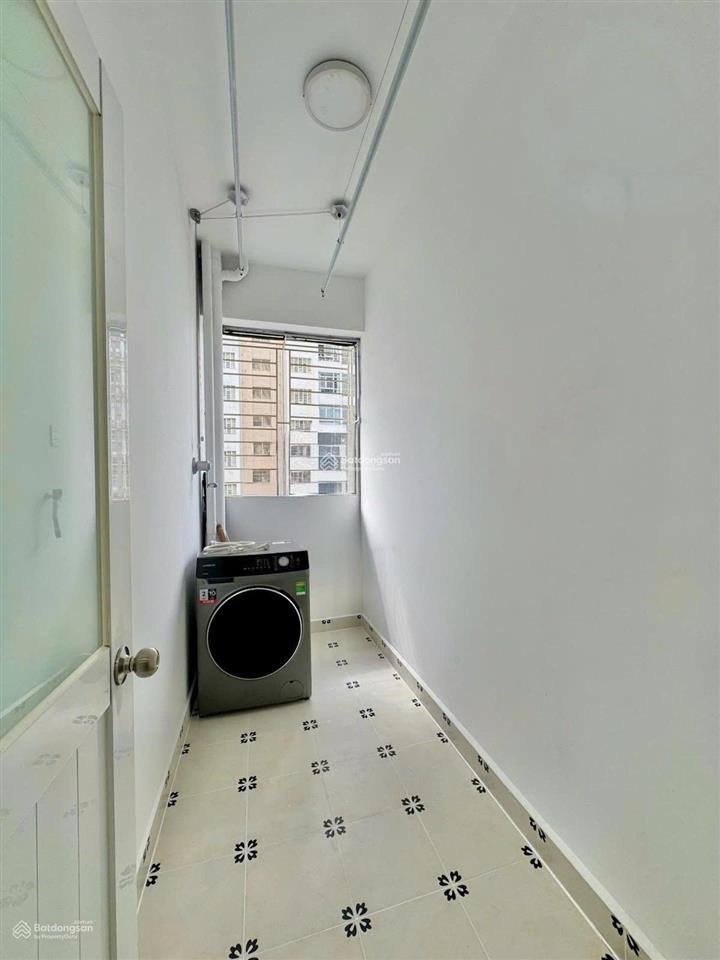 Chính chủ bán căn hộ miếu nổi, 68m2, 2pn 1wc, có sổ, đầy đủ tiện nghi