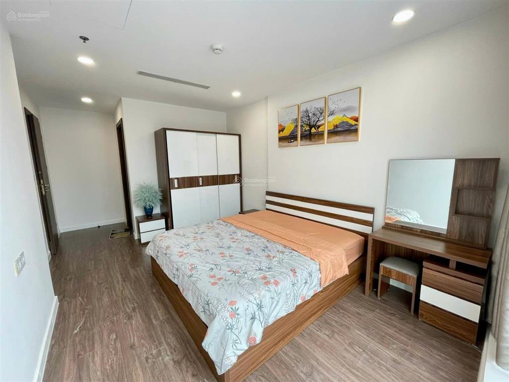 Chính chủ cần bán gấp cc diamond riverside, 72m2, 2pn2wc, đẹp xuất sắc, pháp lý sạch