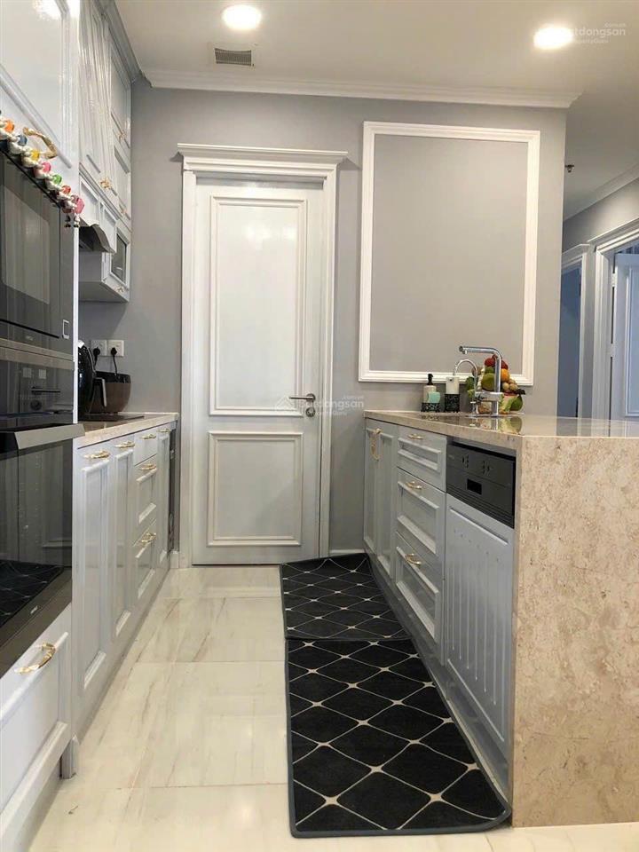 Chính chủ cần bán gấp căn hộ cc carillon 5, 72m2, view đẹp, giá ưu đãi tại lũy bán bích, tân phú