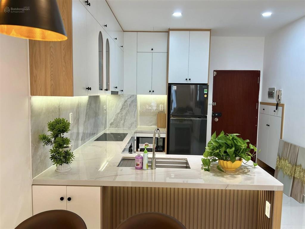 Chủ bán căn hộ bàu cát 2, 65m2, 2pn2wc, có sổ, giảm giá mạnh