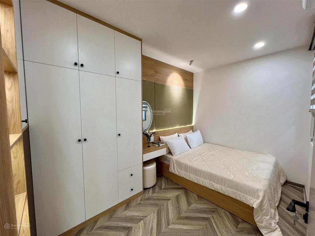 Chủ bán căn hộ bàu cát 2, 65m2, 2pn2wc, có sổ, giảm giá mạnh