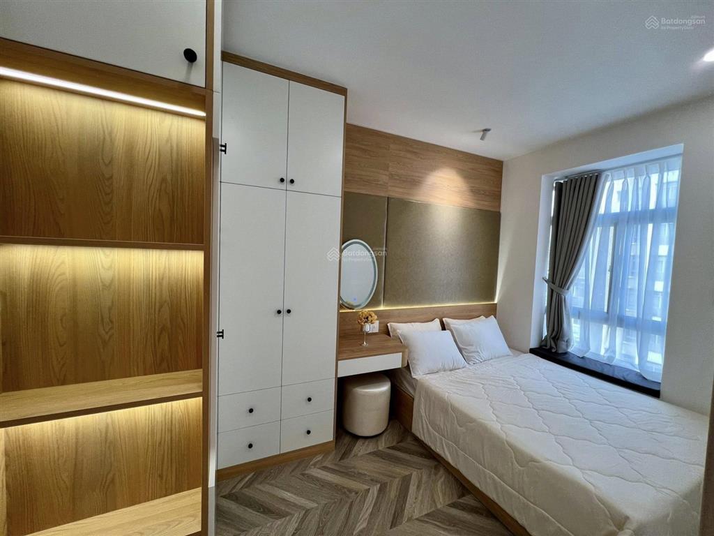 Chủ bán căn hộ bàu cát 2, 65m2, 2pn2wc, có sổ, giảm giá mạnh