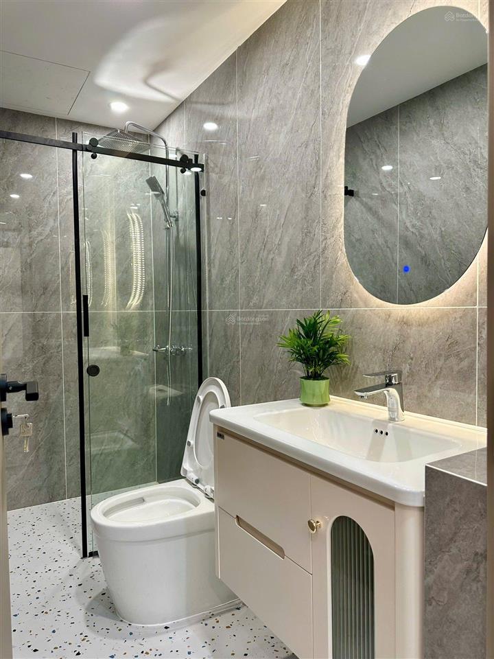 Chính chủ bán căn hộ green river q8, 74m2, 2pn 2wc, có sổ giá giảm sâu